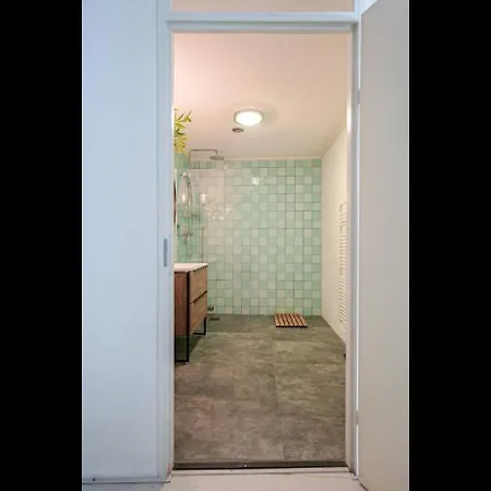 Private 3 Bedroom - Appartement *