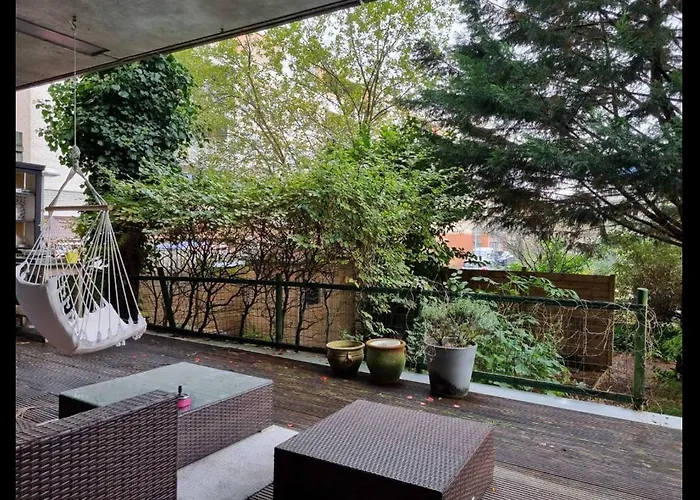 Spacious 3-bedroom West - By Peter Apartamento *